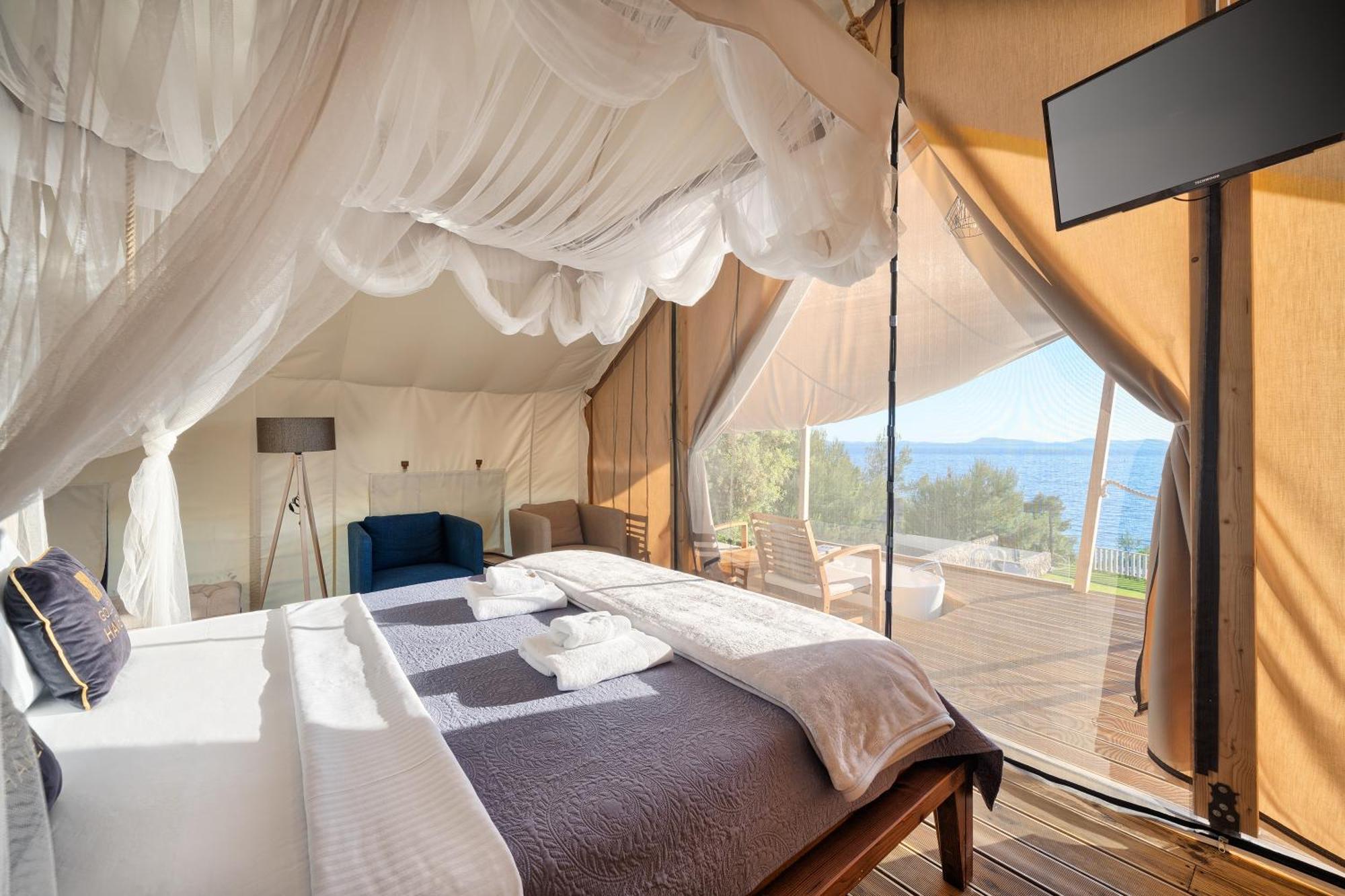 Golden Haven Luxe Glamp Resort Murter Exterior foto