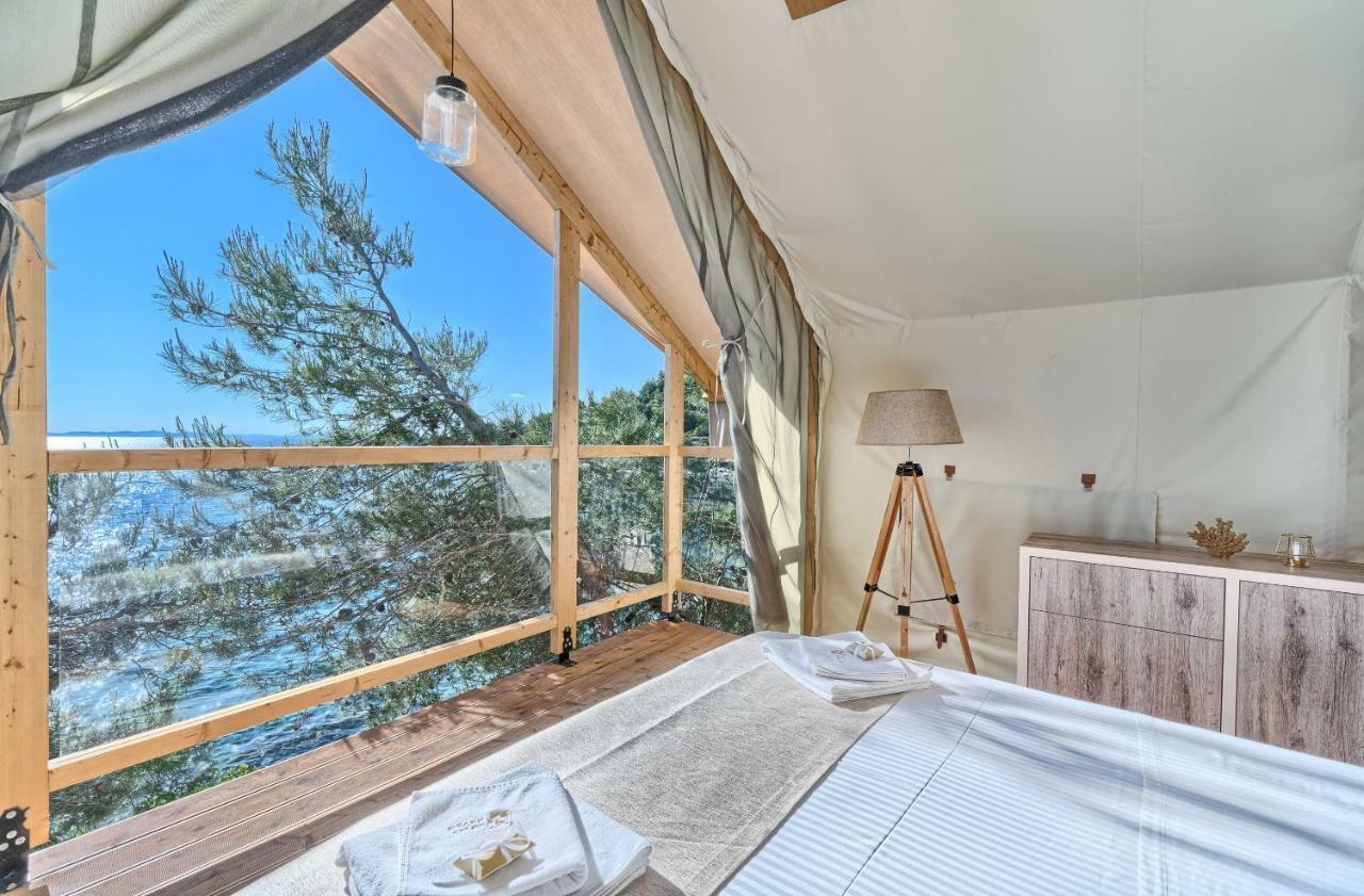 Golden Haven Luxe Glamp Resort Murter Exterior foto